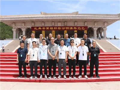 Вера и сталь: просвещение в Яньане